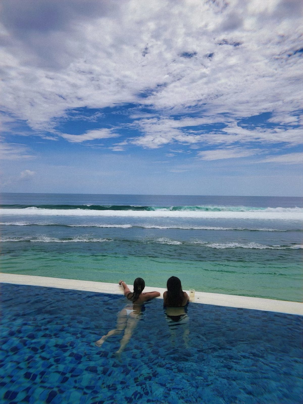 Bali Infinity Pool Day: Bikinis Made for Ocean Views