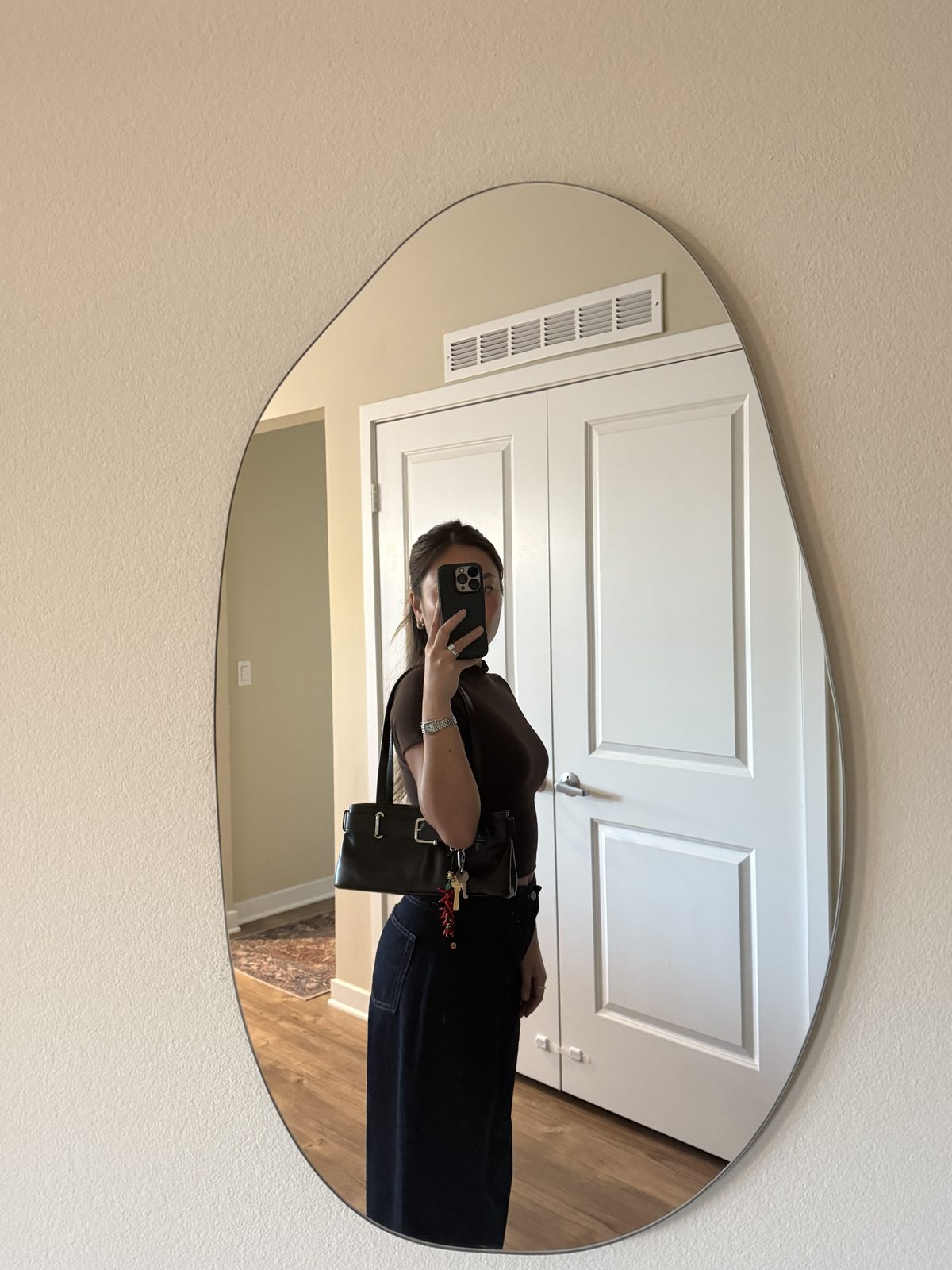 Chic Errand-Day Outfit: Brown Top + Black Bag